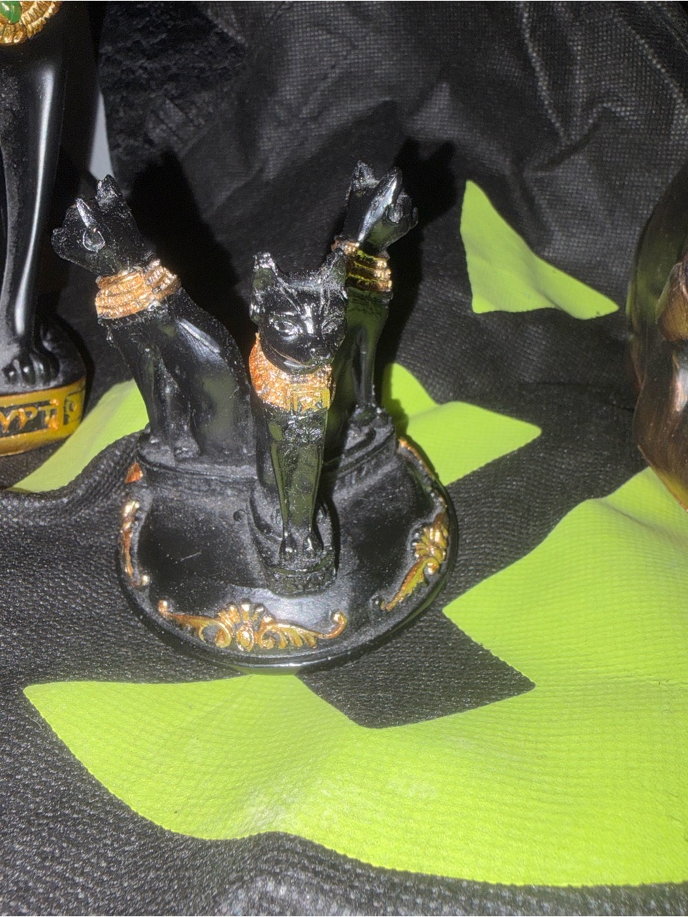 Halloween items - Picture 7 of 7